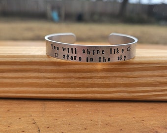 Vous brillerez comme des étoiles dans le ciel - Philippiens 2:15-16 bracelet manchette en métal estampé versets bibliques - 3/8 pouces de large - aluminium