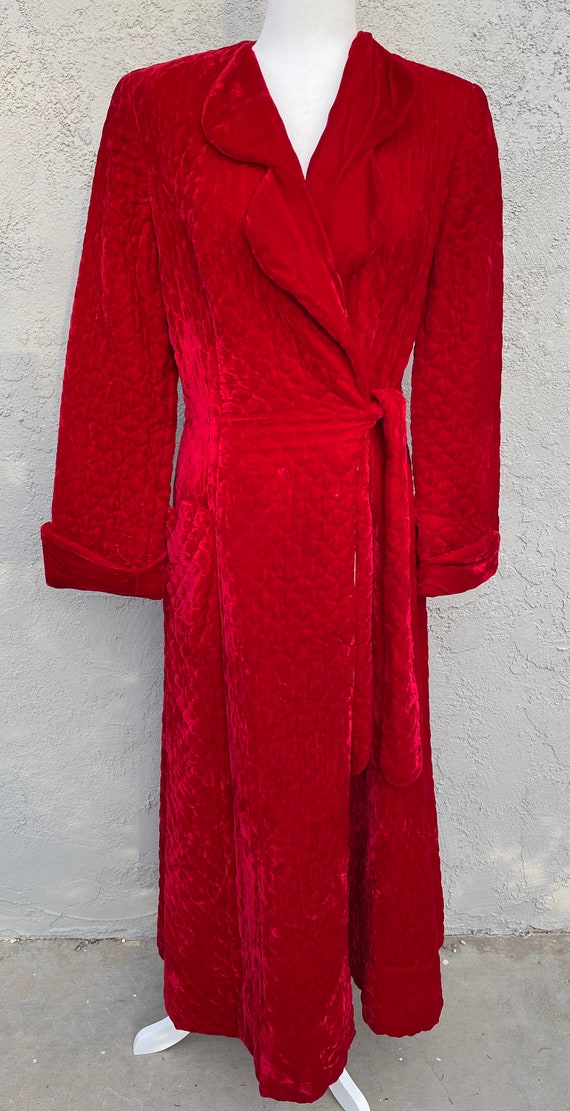 Gorgeous bright Red Valentines Day Vintage Velvet
