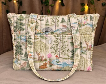Torba na pieluchy w stylu vintage z bajką | Pikowana torba dla niemowląt | Spersonalizowana, ręcznie robiona torba na pieluchy | Prezent na baby shower Cottagecore