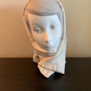 Vintage Lladro Girl’s Head Bust PP140 Matte Uncataloged Pre-Production/Experimental Run Spanish Porcelain Sculpture MCM 1960s Incised Mark