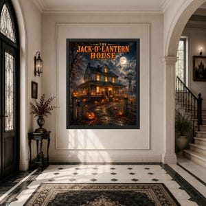 K&ouml;nnte beinhalten: Ein gerahmter Kunstdruck mit dem Titel THE JACK-O'-LANTERN HOUSE, der ein zweist&ouml;ckiges Haus bei Nacht zeigt, beleuchtet von leuchtend orangefarbenen K&uuml;rbissen, einem Vollmond und warmem Innenlicht, umgeben von herbstlichen B&auml;umen.
