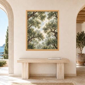 Stampa di un uliveto mediterraneo, prospettiva verso l'alto, paesaggio botanico verdeggiante (download digitale) immagine 7