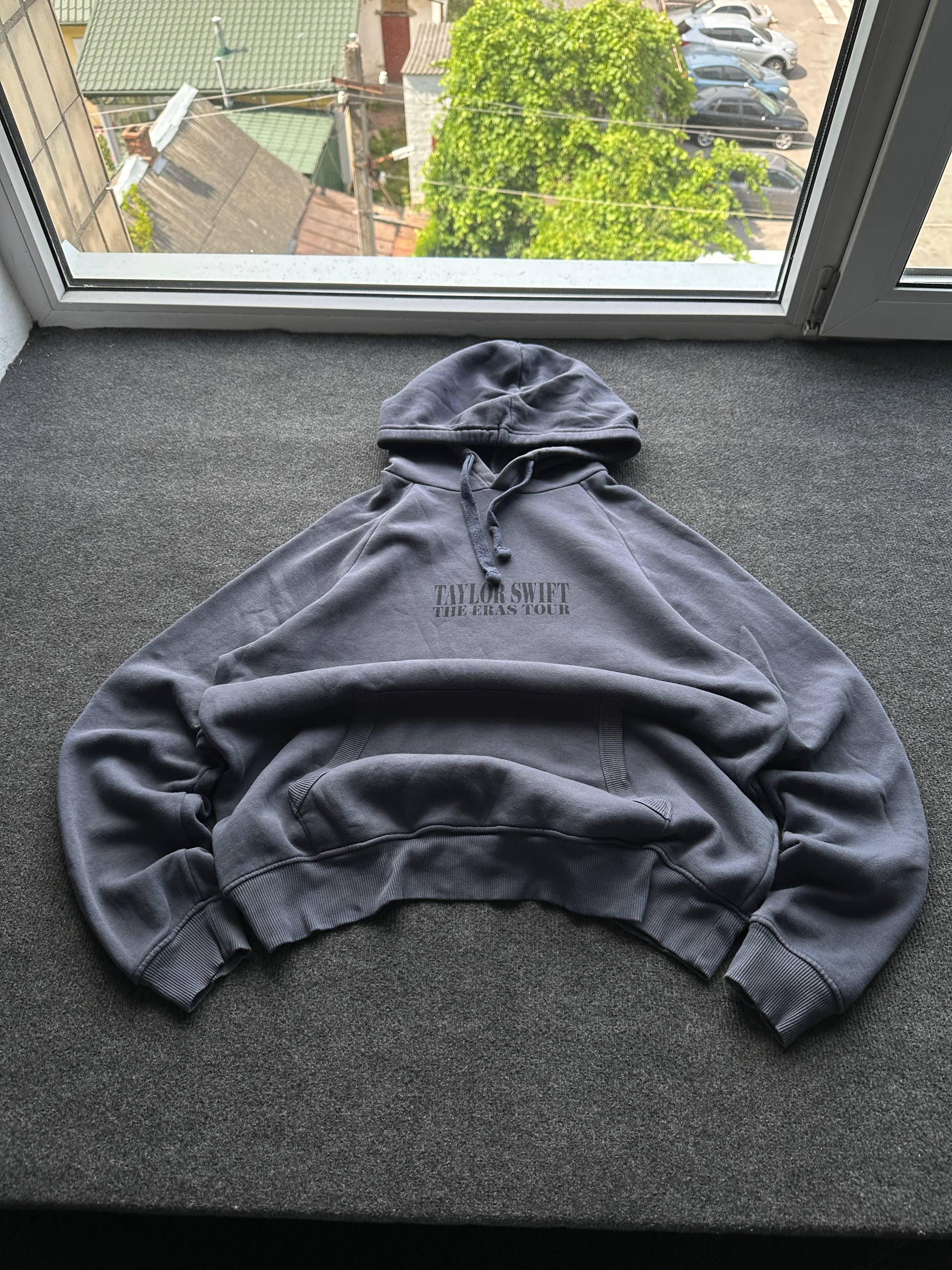 Taylor swiftie hoodie - Etsy 日本