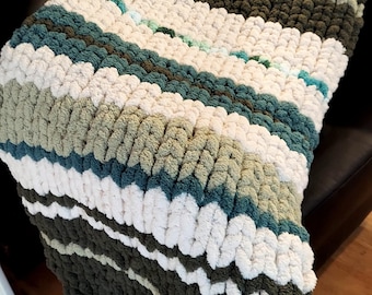 Hand Knit Bulky Blanket, Chunky warm Blanket