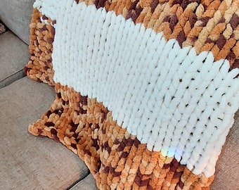 Hand Knit Bulky Blanket, Chunky warm Blanket