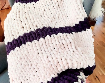 Hand Knit Bulky Blanket, Chunky warm Blanket