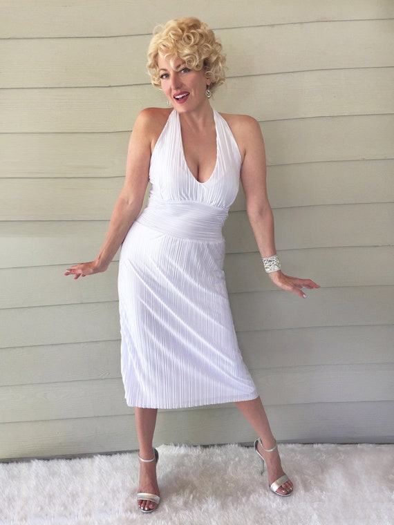 white marilyn monroe style dress