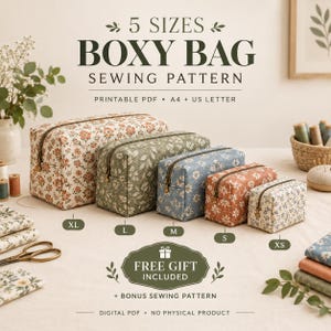 Peut inclure: Un patron de couture numérique pour une trousse rectangulaire en 5 tailles, étiquetées XL, L, M, S et XS. L'image montre cinq trousses en tissu à motifs floraux avec fermetures éclair métalliques. Le texte indique 5 SIZES BOXY BAG SEWING PATTERN.