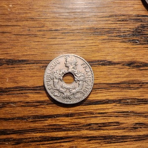 1924 French Indo China 5 Cent  UNC