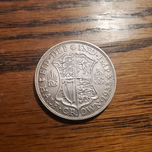 1933 Great Britain 1/2 Crown SILVER