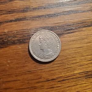 1918  Netherlands 25 Cent  SILVER