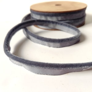 Soft Velvet flanged insert piping cord 5mm diameter 13 colours sold by the metre Grey