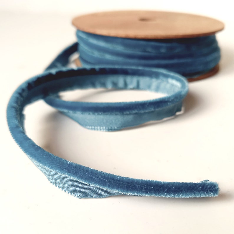 Soft Velvet flanged insert piping cord 5mm diameter 13 colours sold by the metre Teal