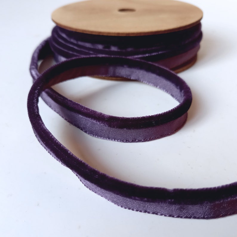 Soft Velvet flanged insert piping cord 5mm diameter 13 colours sold by the metre Purple