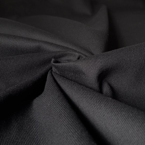 Schwarzer Köperstoff 100% Baumwolle – 150cm breit