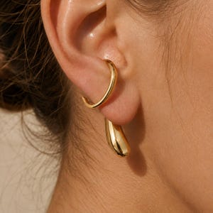 Sculptural Teardrop Ear Cuff, Gold or Silver, No Piercing Statement Earring