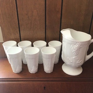Vintage Indiana Colony Harvest Druivenpatroon Melkglas Kan en Bekers