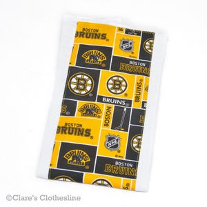 Boston Bruins Baby Burp Cloth | Bruins Black and Gold Hockey Burp Rag | Boston Sports Fan Baby Gift | Baby Shower Gift | Ready to Ship