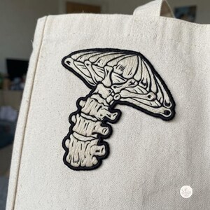 Anatomical Spine Mushroom Iron On Patch - Goth Skeleton Bone Mushroom Embroidered Badge - Surreal Weirdcore Art Applique - N0128