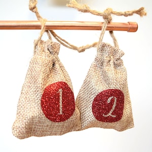 24 x Christmas Advent Calendar Tree Wall Hanging Hessian Jute Sacks. Fillable reusable bags. Red Green Pink Silver Gold Black White Copper image 10