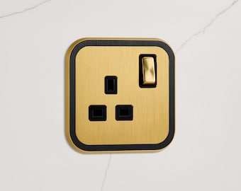 UK Plug Socket (20A) Gold With Black Insert Screwless 1 Gang 2 Gang