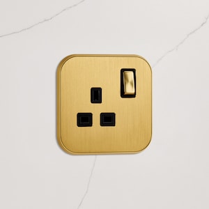 UK Plug Socket (20A) Gold Screwless 1 Gang 2 Gang