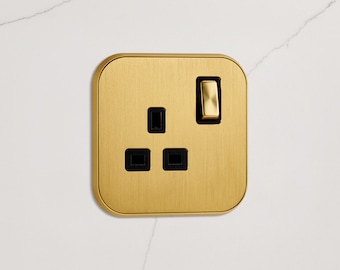 UK Plug Socket (20A) Gold Screwless 1 Gang 2 Gang