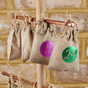 24 x Christmas Advent Calendar Tree Wall Hanging Hessian Jute Sacks. Fillable reusable bags. Red Green Pink Silver Gold Black White Copper image 3