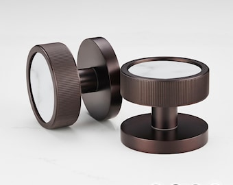 Pomelli per porte a mortasa in bronzo con inserto in terrazzo / bordo lineare