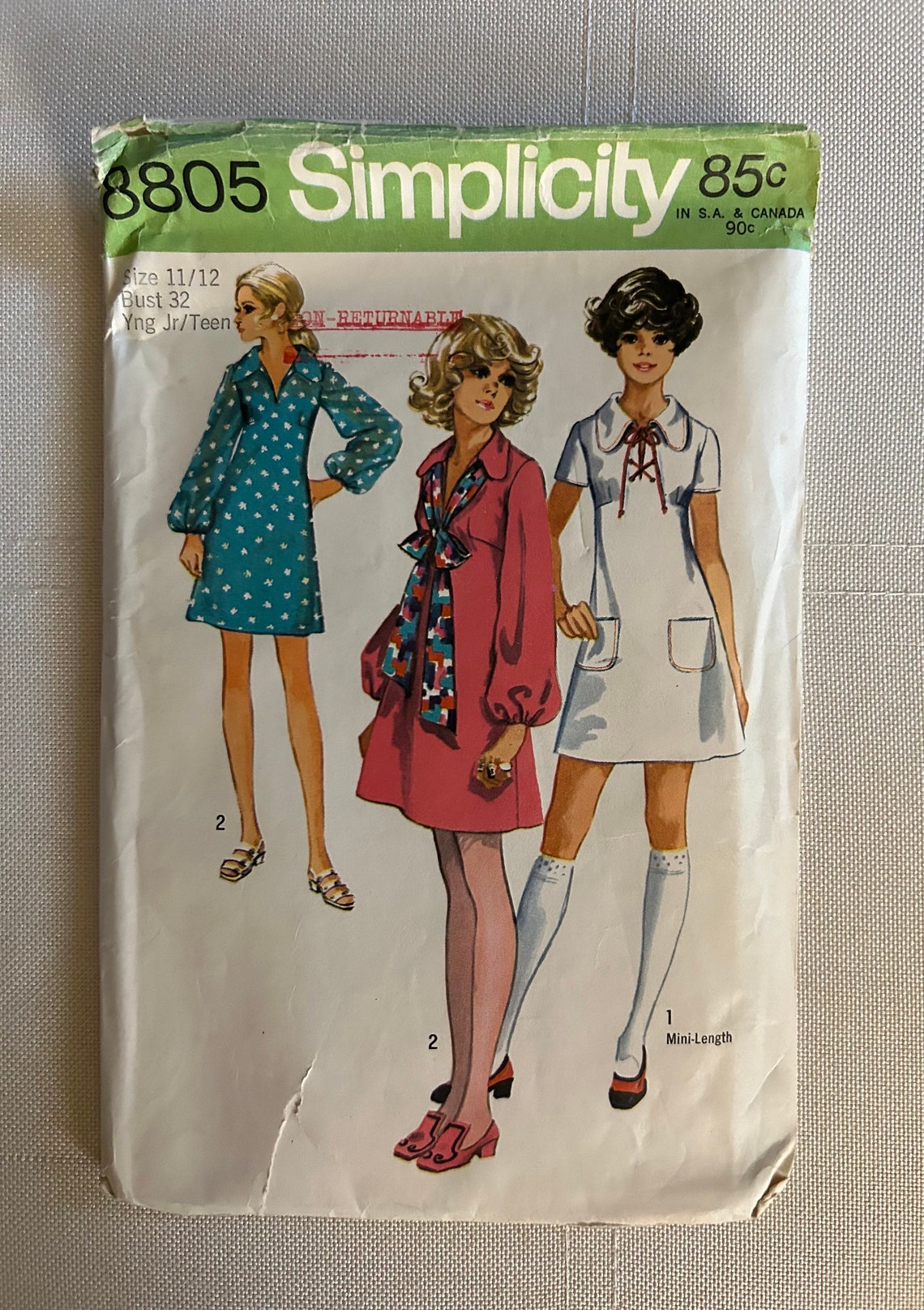 1960's Simplicity Junior's Fitted Waist Dress Pattern with Full Sleeves - Bust 29