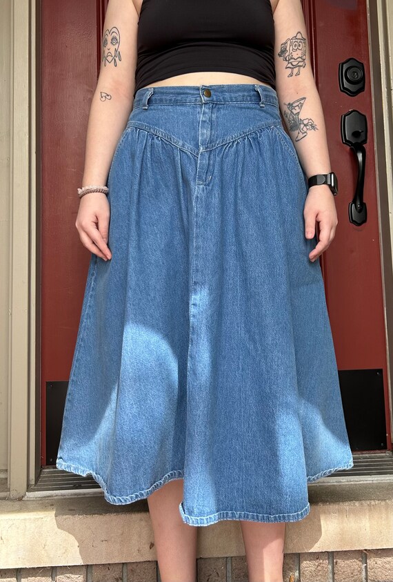 Vintage 1980’s Carlyle Blue Denim Midi Skirt with 