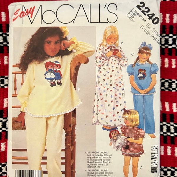 Vintage 1985 Simplicity Pattern 2240 Girls' Nightgown, Pajamas & Permanent Multi-Color Raggedy Ann and Andy Transfer Size XS 2-4