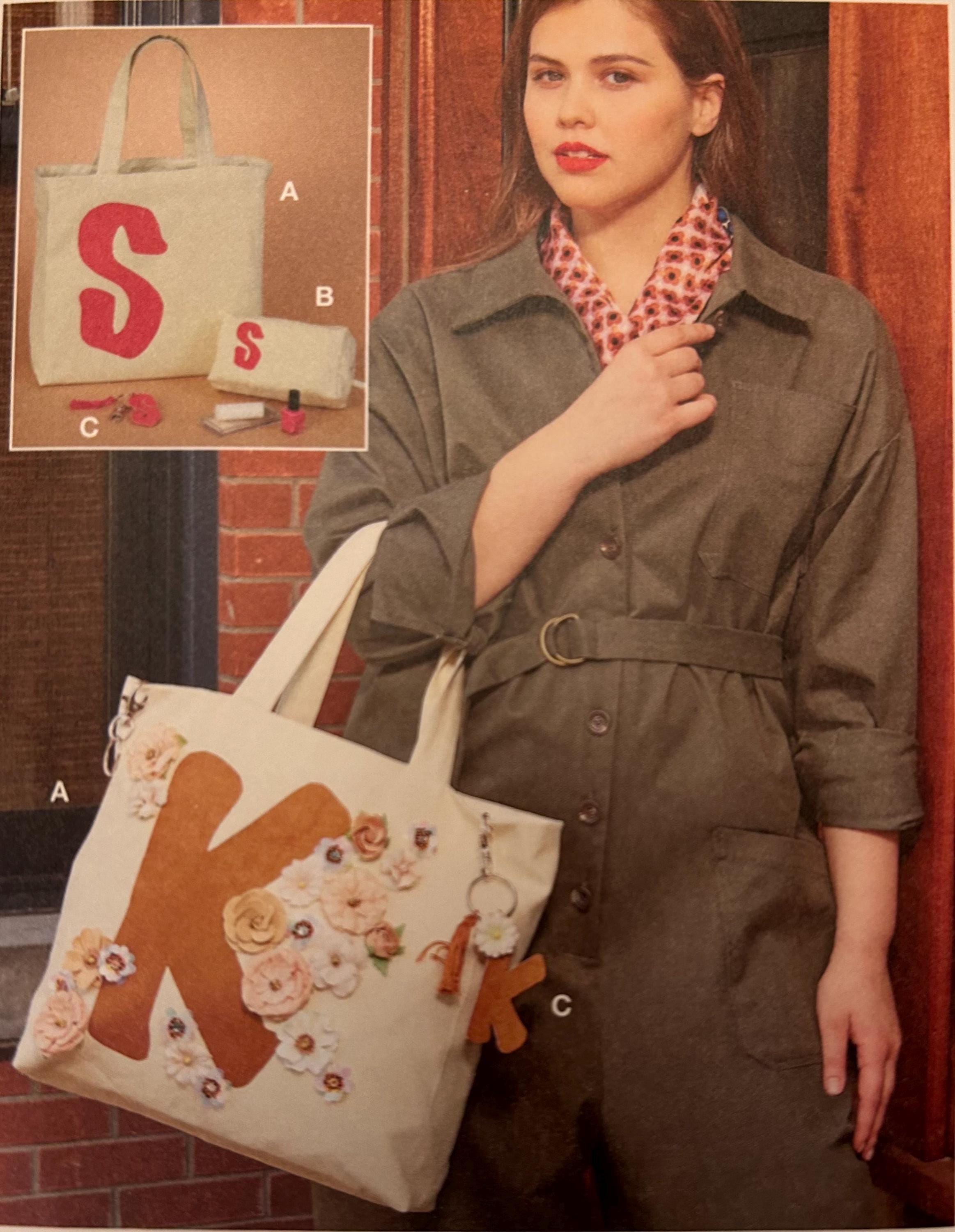 2022 Mccall's Sewing Pattern M8233 Tote Bag, Zipper Case