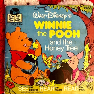 Vintage 1979 Walt Disney's Winnie the Pooh and the Honey Tree Read
