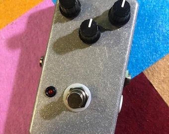 Green Russian Muff clone fuzz guitar pedal