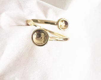 1 Piece Adjustable Shiny Gold Tone Blank Ring Base Empty Setting for Round Ball and Cabochon Beads (Size 5-7.5)