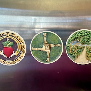 Irish Die-Cut Magnet 3 pack  | Ireland Traditional Gift |  Celtic Claddagh |  Brigid&#39;s Cross | Round Road