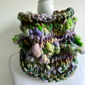 Art yarn scarf, Art yarn cowl, Lavender, Green, Neck warmer, Hand knit scarf, Fiber art, Handspun art yarn, Infinity scarf, Wearable art