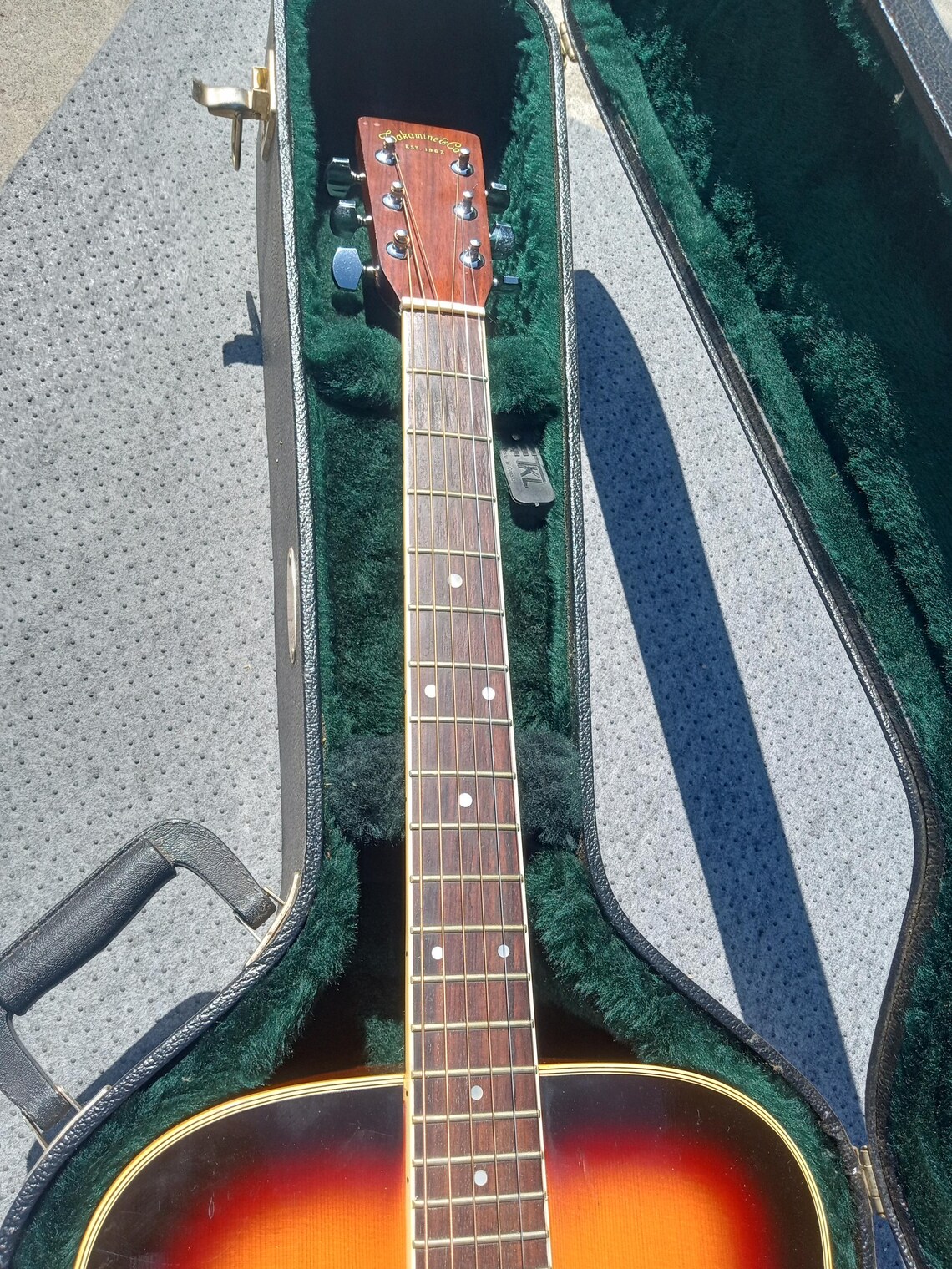Takamine F-360SD Sunburst 1977 With Vintage Martin Case, foto 3 di 5