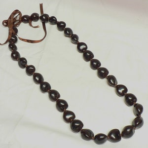 Colar KUKUI NUT Lei, Candlenut do Havaí, contas de nozes de 32" de comprimento