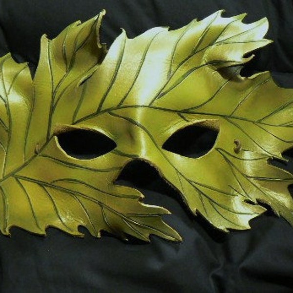 Green Oak Leaf handmade leather mask