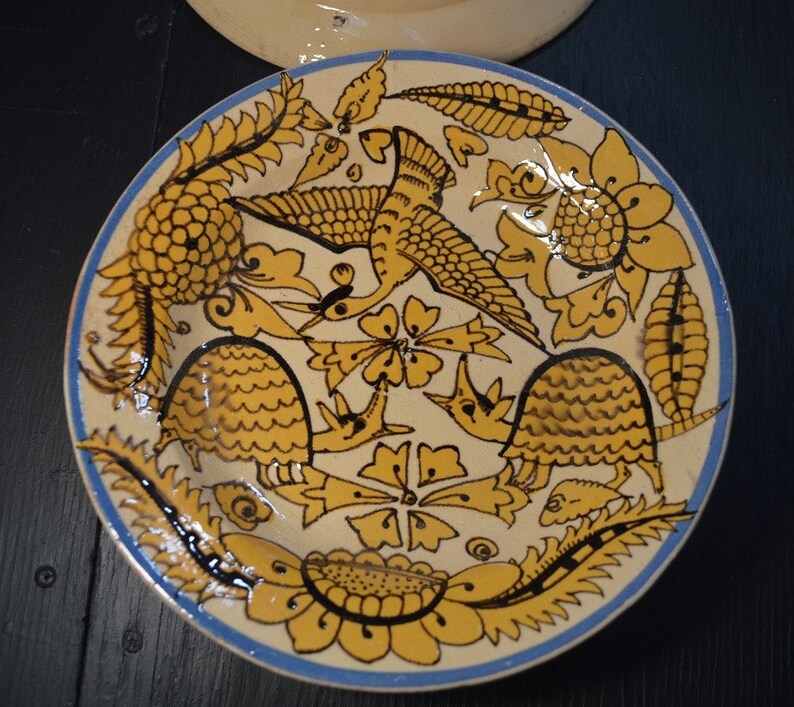 1930s vintage yellow with blue Cinco de Mayo decor very good conditio 2 pieces pair of bowls Armadillo designs, Fantasia Mexican pottery