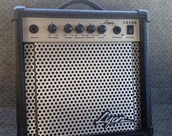 Amplificatore per bassi Lyon LA15B da 15 Watt, in ottime condizioni