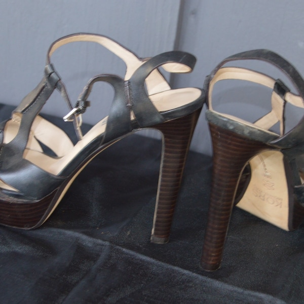 Michael Kors 5" Platform Strappy Stiletto Sandals size 9, never worn