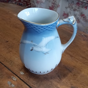 Bing & Grondahl Seagull Creamer No. 189