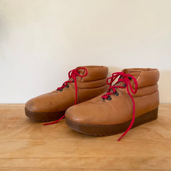 Vintage Men's Bass Hiking Boots / 10 Mens / Bass S