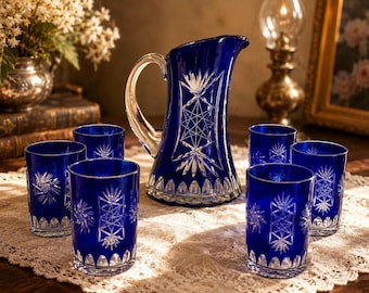 Jarra y 6 vasos de cristal azul cobalto tallado estilo bohemio checo vintage – Juego de 7 piezas de cristal tallado a mano