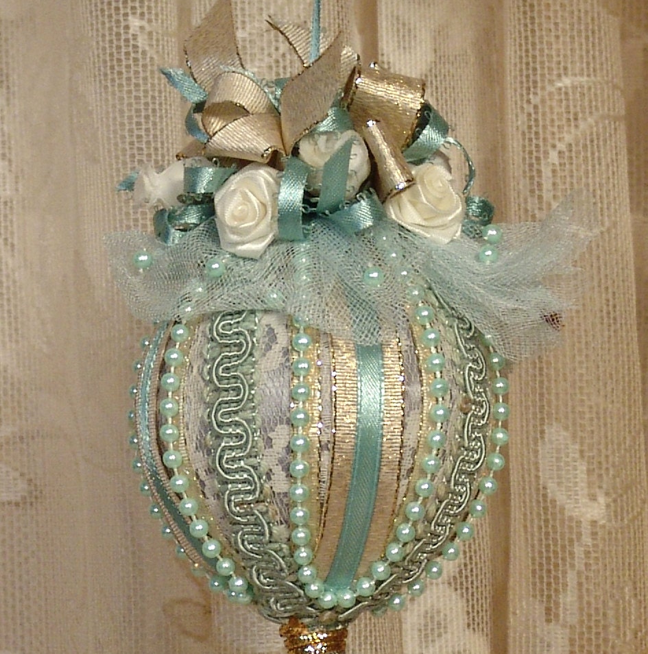 Handmade VICTORIAN CHRISTMAS Ornament / Keepsake Vintage Etsy