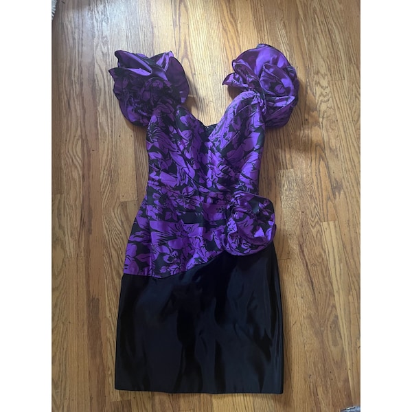 Vintage 80s Body-Hugging Midi Taffeta + Satin Purple + Black Statement Dress with Puff Sleeves, Large Flower Tadashi