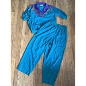 Deadstock Vintage 80er Jahre Teal + Lila Hose Set by Season Ticket